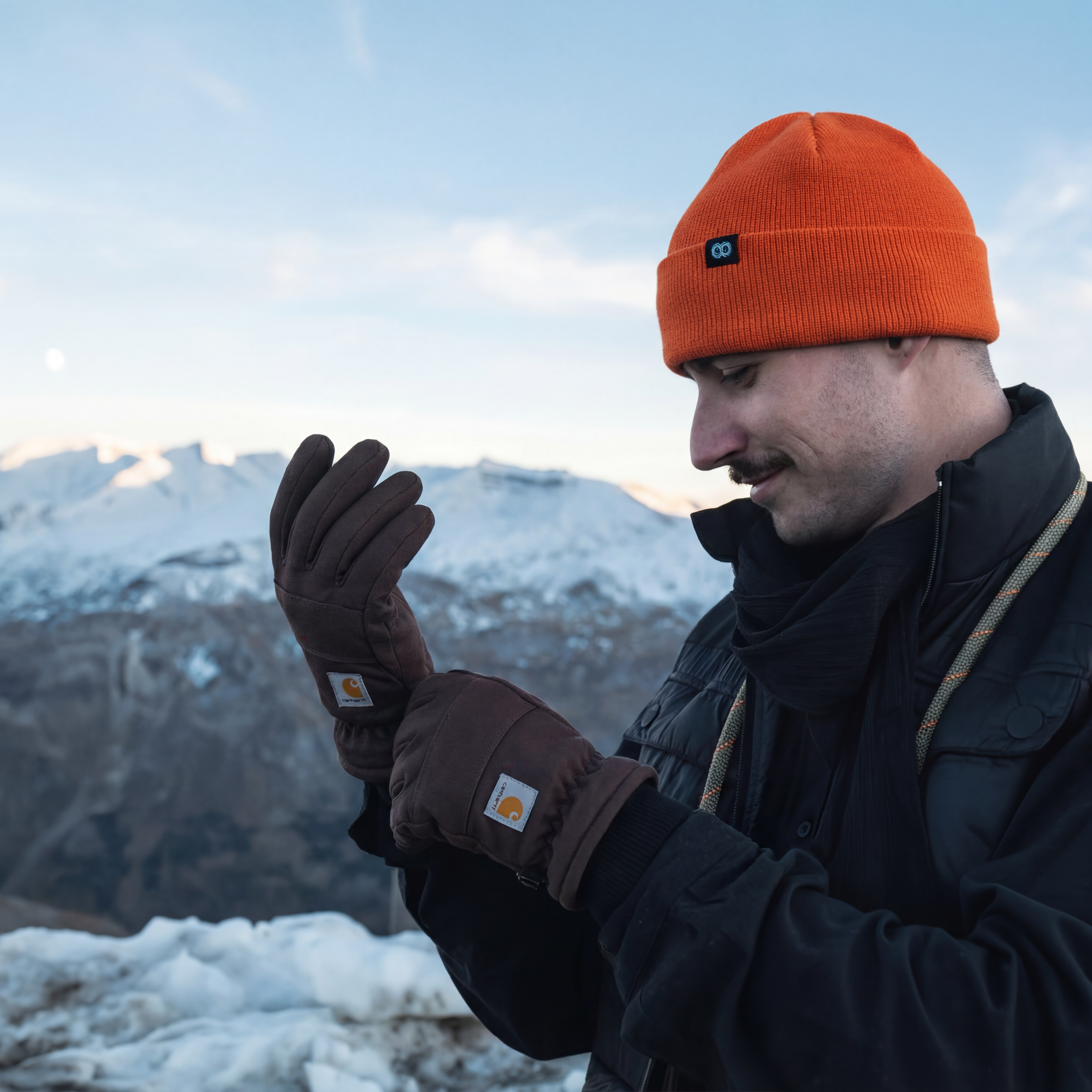 Insulated Duck Touch-Sensitive Knit Cuff Glove