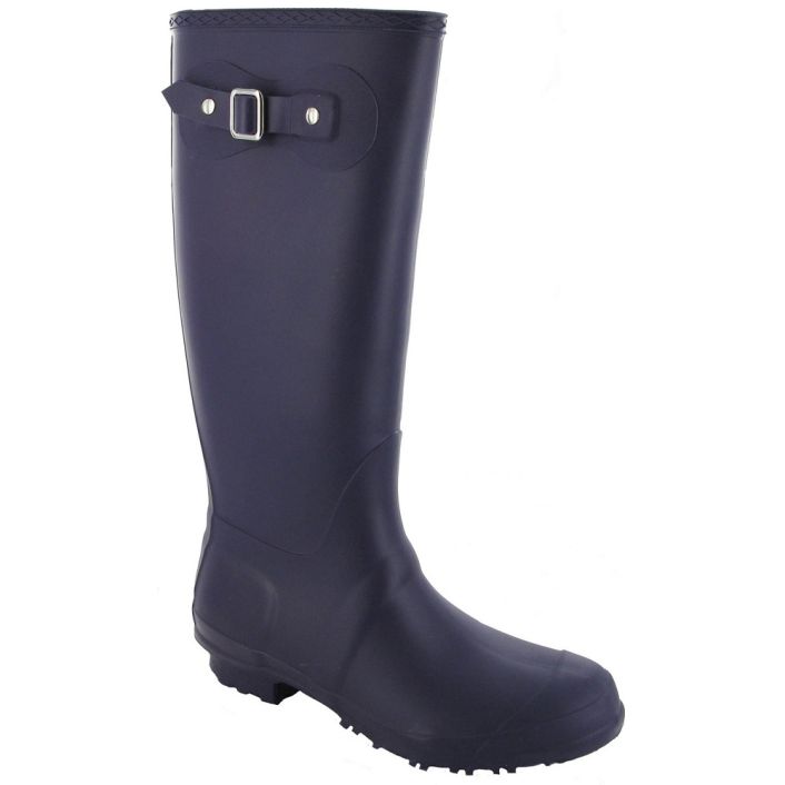 Cotswold wellingtons top